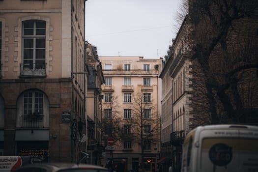 quiet street in Paris