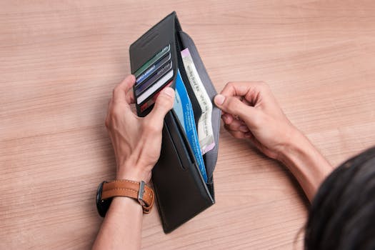 travel tips for saving money